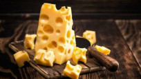 İsviçre peyniri krizde: Yüzde 50'nin üzerinde küçüldü