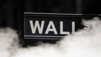 Wall Street buluttan nem kapıyor
