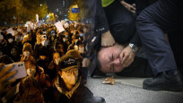 Çin'de son durum: Protestolara polis müdahalesi!
