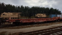 Yunanistan’da NATO tanklarının bulunduğu bir tren raydan çıktı
