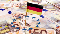 Almanya'da zayıf euro enflasyonu daha da artırabilir