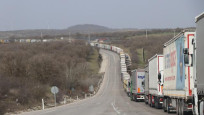 Gürcistan-Rusya sınırı hava şartları yüzünden kapandı