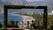 Antalya'ya gelen turist sayısı yüzde 176 arttı