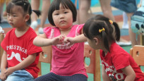 Çin, çocuk sayısını artırmak için teşvikleri artırıyor