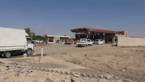 Petrol zengini Haseke'de halk yakıt bulamıyor