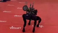  Rusya'nın yeni silahı: Tanksavarlı robot köpek