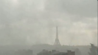 Fransa sele teslim oldu: 13 ilde 'turuncu alarm'