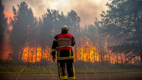 İtalya ve İspanya'nın orman yangınlarıyla mücadelesi 