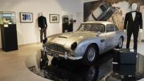 James Bond'un otomobili 60 milyon TL'ye alıcı buldu