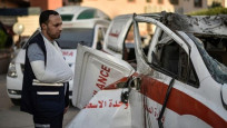 İsrail, ambulansa saldırdı: 3 yaralı