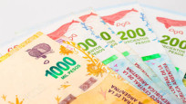 Arjantin'de enflasyon 2 bin pesoluk banknot doğurdu