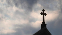 Katolik kilisesi cinsel istismar mağdurlarına tazminat ödeyecek