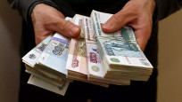 Rusya, bazı şirketler için döviz satma zorunluluğunu kaldırdı