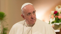 Papa, cinsel istismarla mücadele yasasının kapsamını genişletti