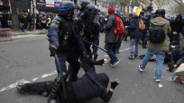 Fransa, eylemlerde gözünü kaybeden gence 15 bin euro ödeyecek