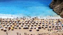 Antalya'ya gelen turist sayısı 3 milyonu aştı