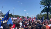 Polonya'da son yılların en büyük siyasi protestosu