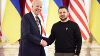 Biden'dan Ukrayna'ya savunma yardımı
