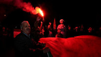Tahran, İsrail'e saldırıyı kutladı