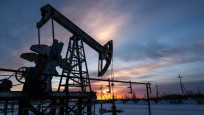 ABD ekonomik verileri öncesi petrol fiyatlarında yükseliş