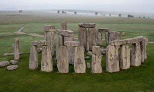 4 bin 500 yıllık olduğu sanılan taşlar 20 yıllık çıktı
