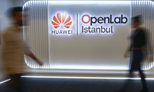 Huawei Türk mühendisler sırtladı
