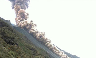 İtalya’da Stromboli Yanardağı'nda patlama