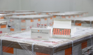 Kovid-19 aşısı Sağlık Bakanlığı depolarında