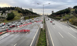 Maltepe'deki yol çalışması trafikte yoğunluğa neden oldu