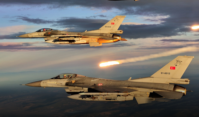 Türk jetleri Suriye'de DEAŞ'ı vurdu