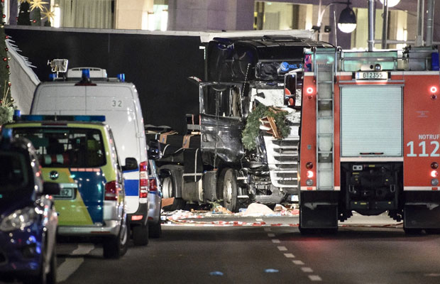 Berlin'deki TIR saldırısını IŞİD üstlendi