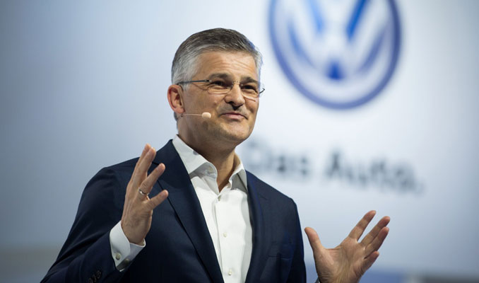 Volkswagen'in üst düzey yöneticisi Michael Horn istifa etti