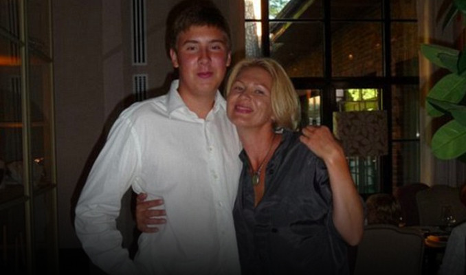 Rus oligarkın oğlu annesini öldürdü