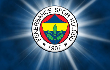 Fenerbahçe yıldız oyuncuya imzayı attırdı