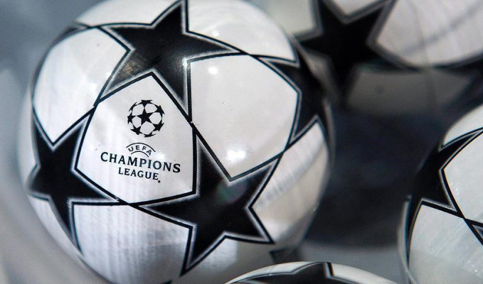 UEFA Şampiyonlar Ligi'nde gruplara kalan 5 takım belli oldu