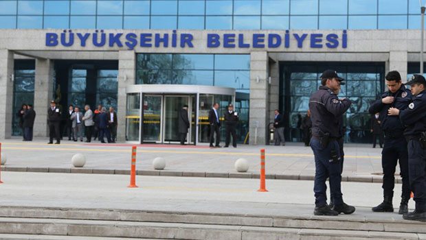 Ankara Büyükşehir Belediyesi'ne FETÖ operasyonu!