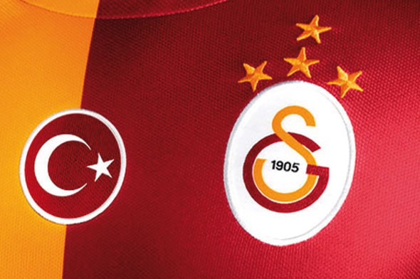 Galatasaray'da o futbolcu affedildi!