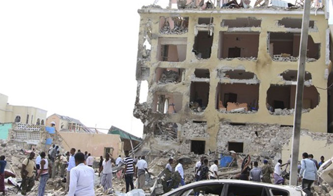 Mogadişu'da patlama: 13 ölü