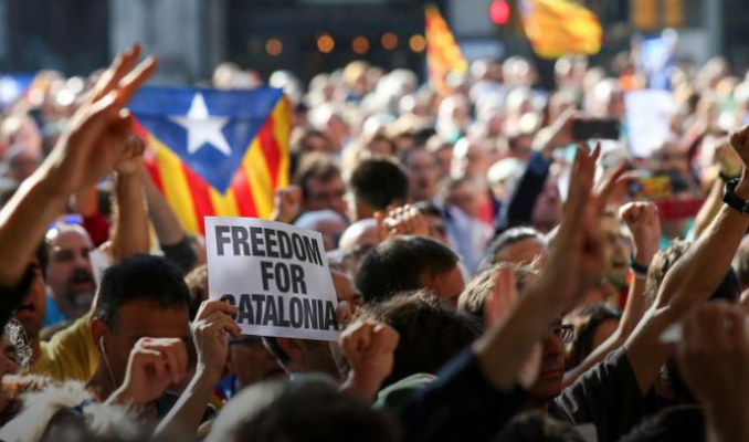 İspanya’da kriz derinleşiyor