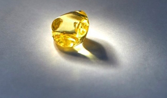 Rusya’da 34.17 karatlık sarı elmas bulundu