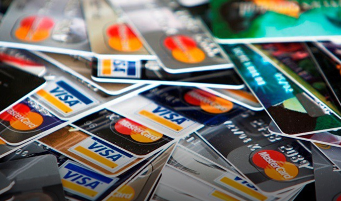 Kredi kartında yasal takibe düşen kişi sayısı azaldı