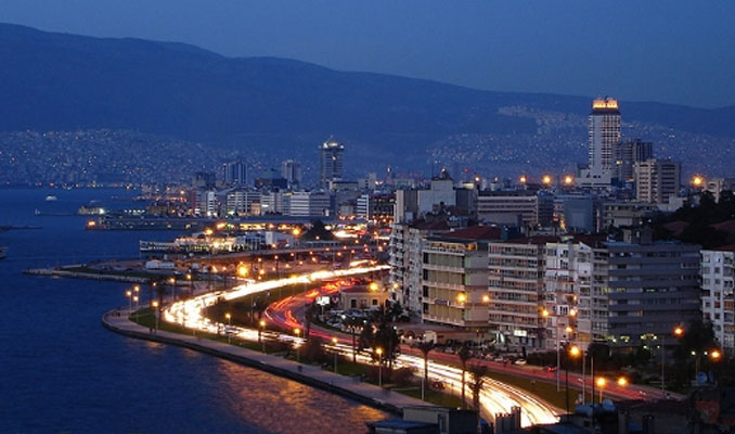 Fitch Ratings'den İzmir'e yatırım yapılabilir mesajı