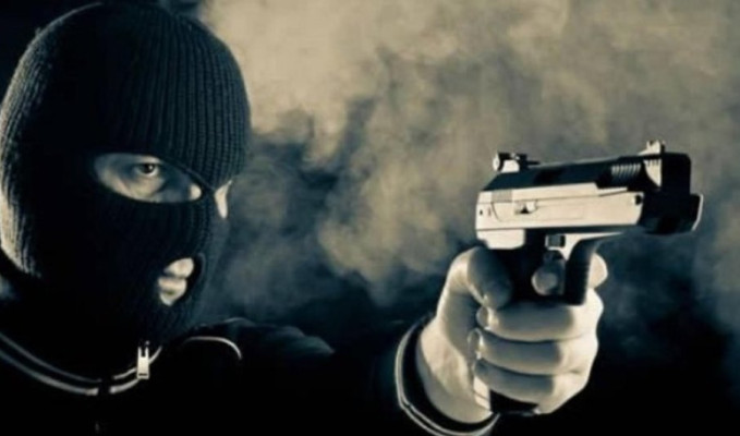 Çekmeköy'de oyuncak silahla banka soygunu girişimi