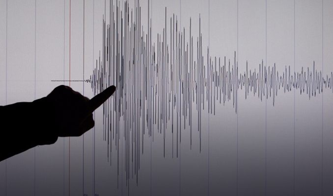 Çin'de 5,2 büyüklüğünde deprem