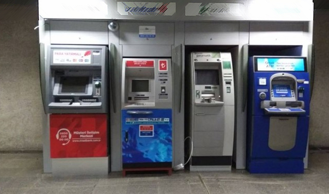 ATM'ler metrolara geri döndü