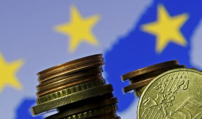 Avrupa bankaları sıfır faizin maliyetini müşteriye yıkıyor