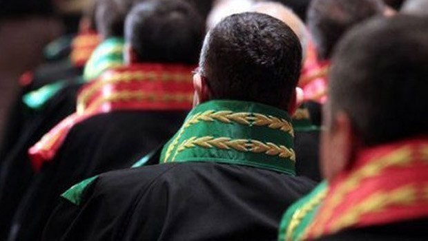 Mardin'de 2 hakime gözaltı