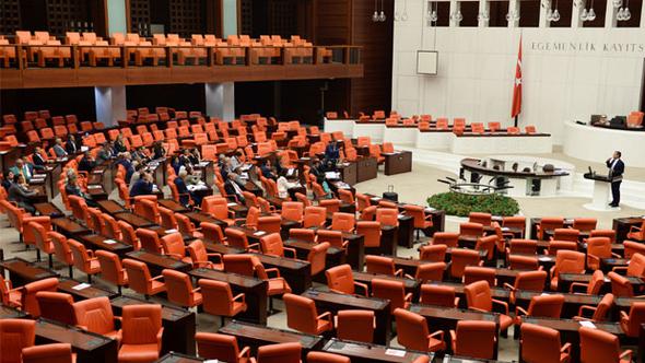 CHP'liler Meclis'te sabahlayacak