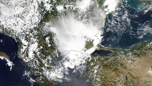 ABD, Balkanlar'dan gelen fırtınayı 4 saat önce gördü