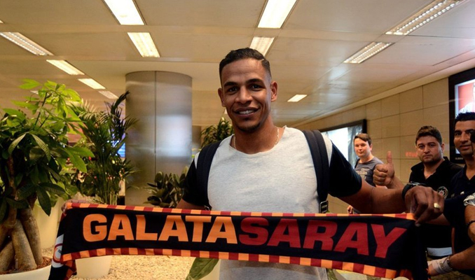 Fernando, Galatasaray için İstanbul'a geldi